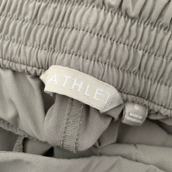 Athleta 6 Jogger Khaki Gray Pants Lightweight - Picture 2 of 8